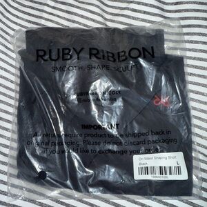 Ruby Ribbon Black Waist Shaping Short, size Large (rare)